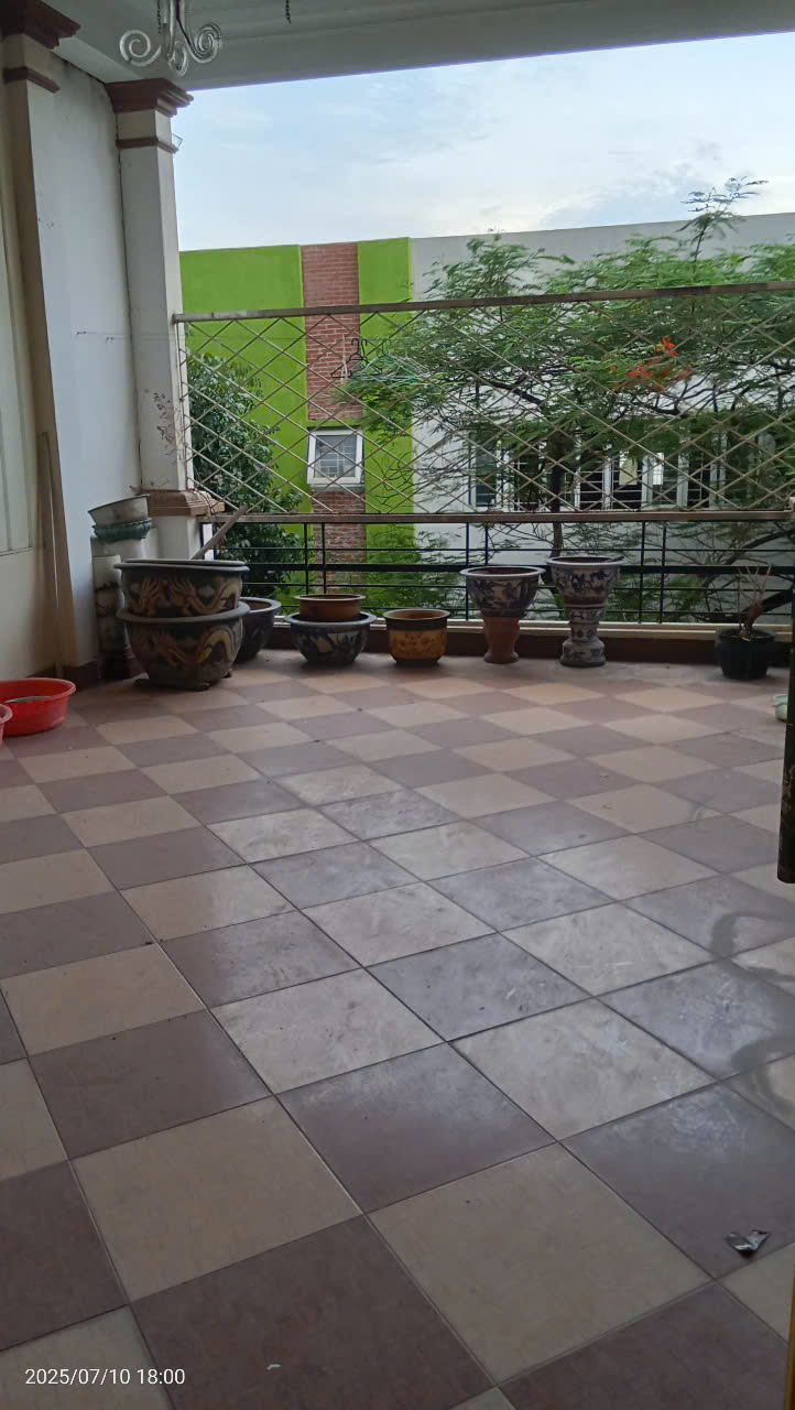 Cho thuê MBKD ngõ ô tô Huỳnh Thúc Kháng, 4 tầng x 72m2 Cà Phê, Home Stay, Spa - Ảnh chính